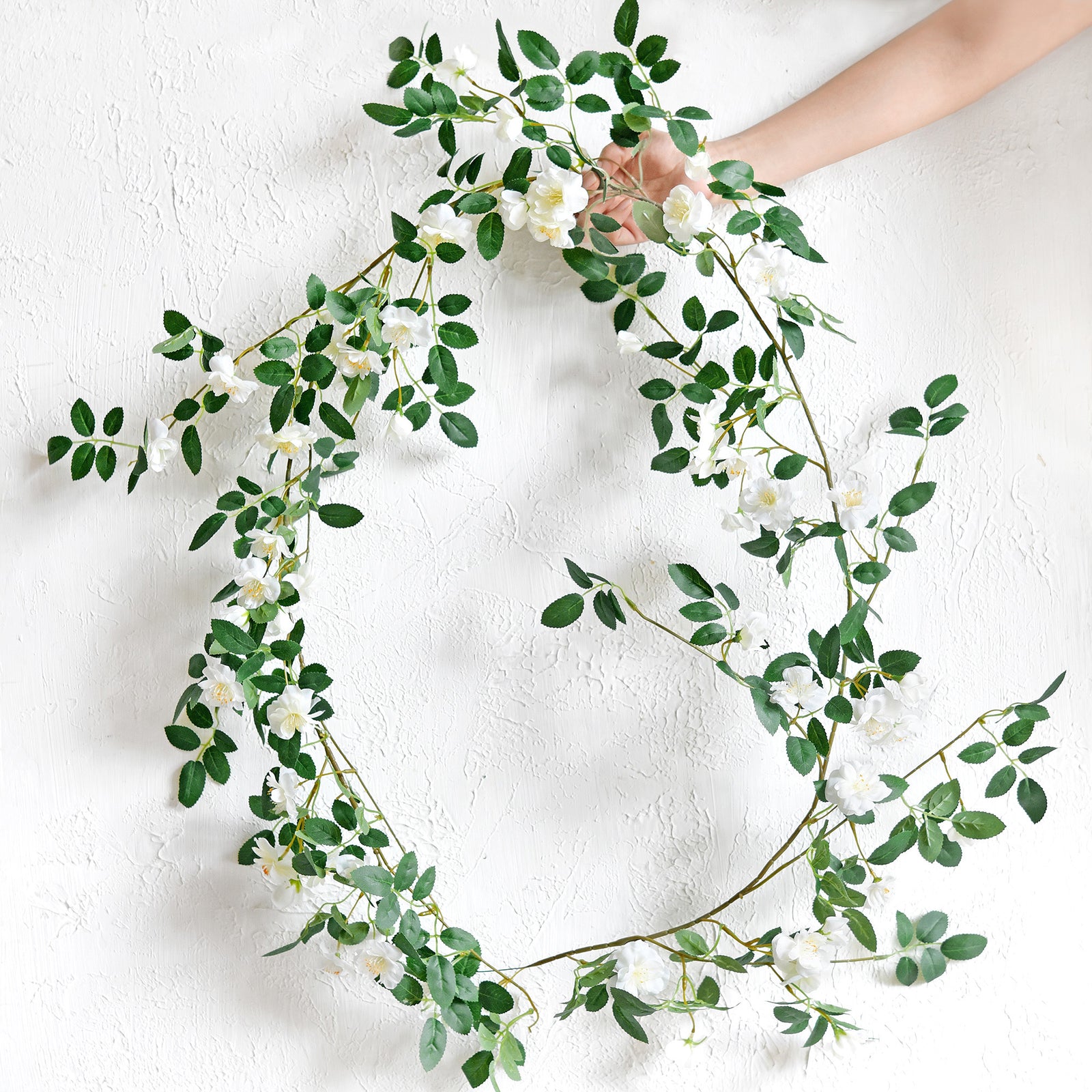 12ft 2 Bendable Flower White Garlands Artificial Silk Wild Rose Vine Leaves Hanging Flowers for Wall Decoration