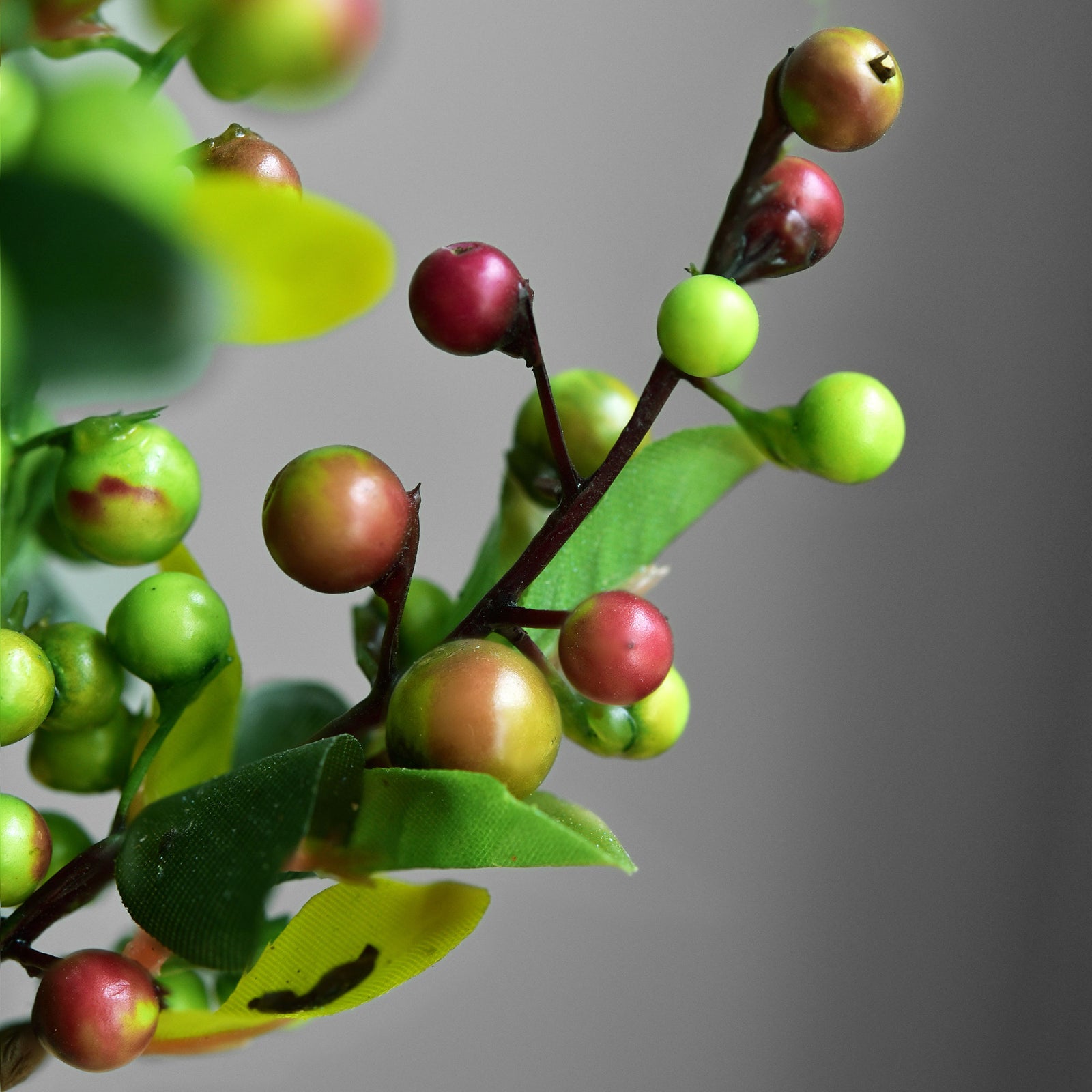 10 Stems Artificial (Green) Berry Bouquet 9.8 Inches (25cm) -FiveSeasonStuff