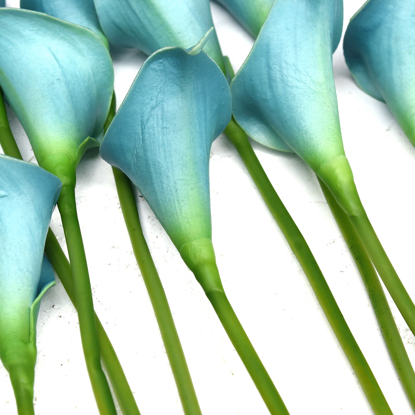 Real Touch Calla Lilies Artificial Flower Bouquet 10 Stems (Arctic Blue)