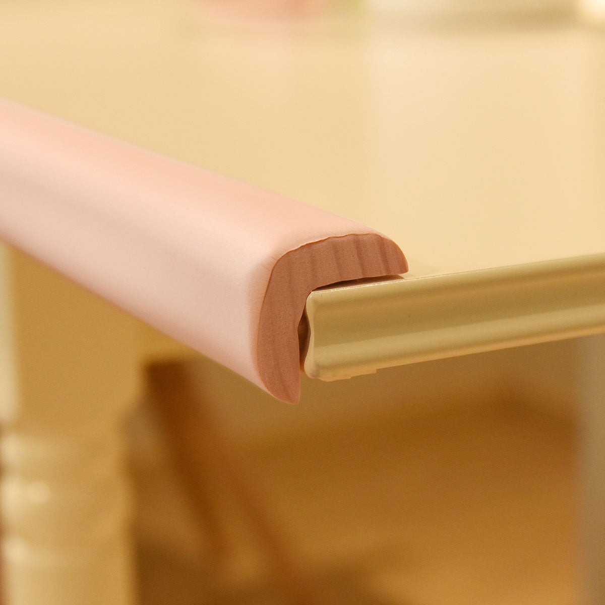 1 Roll Pink Jumbo L-Shaped Foam Edge Protector 78.7 inches (2 meters)